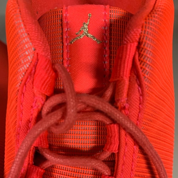 Air Jordan Future Men’s Shoes - Size 7, Orange - Picture 7 of 8